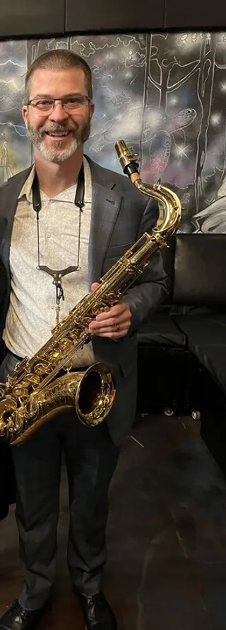 Casey Burnett, Saxophones